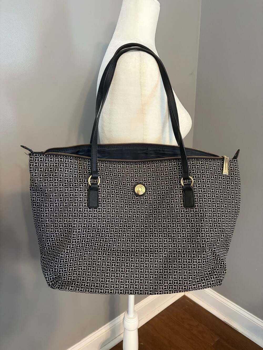 Tommy Hilfiger Monogram Logo Jacquard Tote Shoulder Bag Black and White